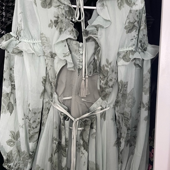 Floral Ruffle Midi Dress - Picture 12 of 16